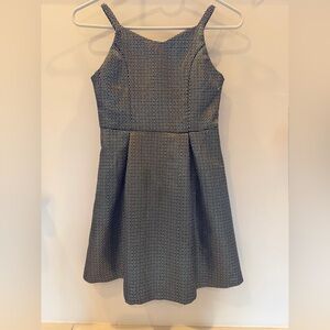 ZAC POSEN Girls size 10 Black and Gold patterned dress.
